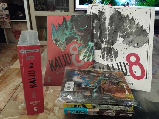Manga Kaiju N 8 Edizione Star Comics Monster Box ( N1 e 2 ) + N 2,3,4 e N 5 Variant