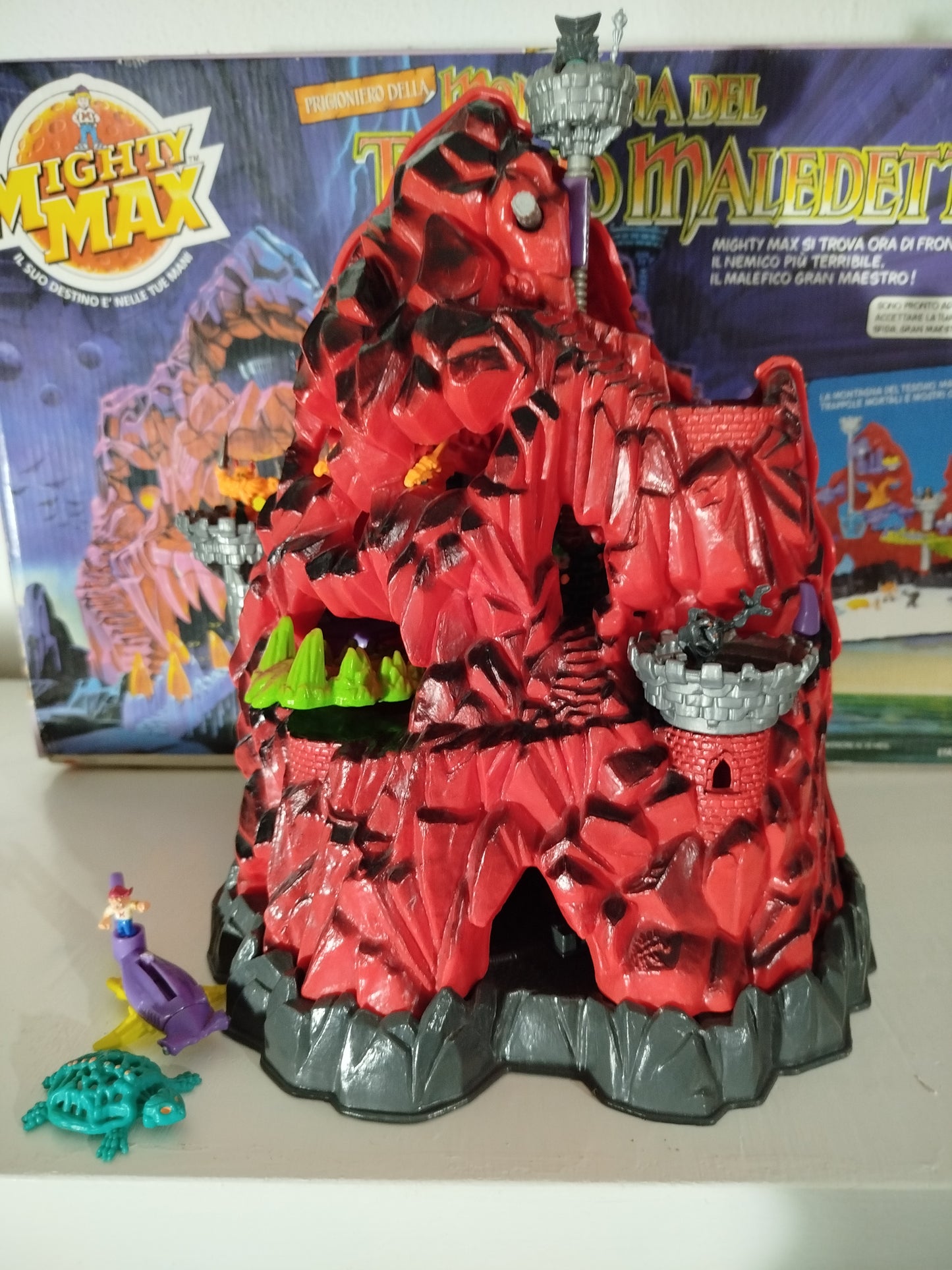 Mighty Mask Montagna del teschio maledetto